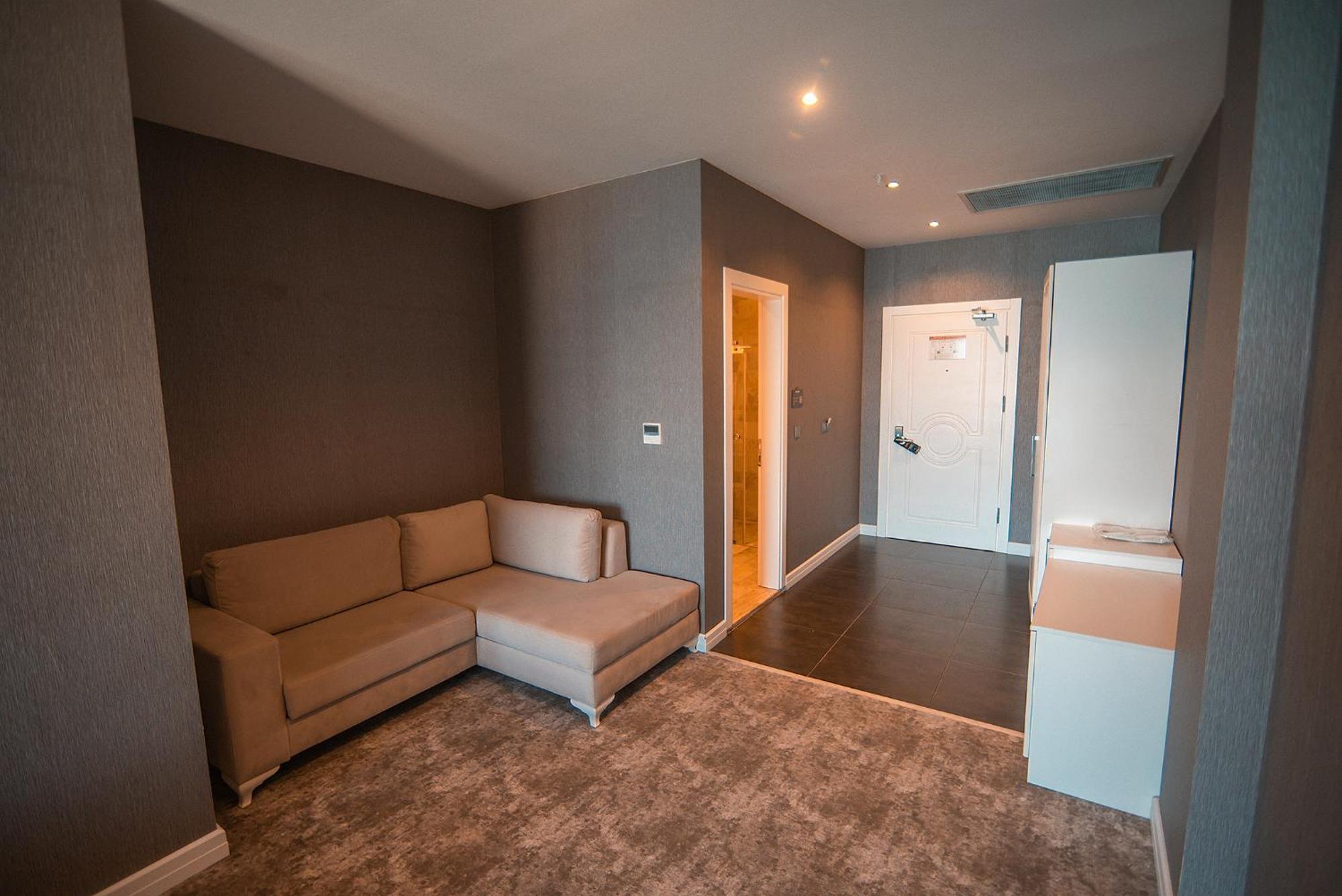 Royal Comfort Hotel Arakli Bagian luar foto